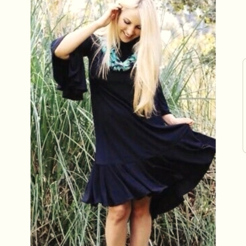 LuLaRoe Maureen solid Black Bell Sleeve Ruffle Hem Dress size xs runs large